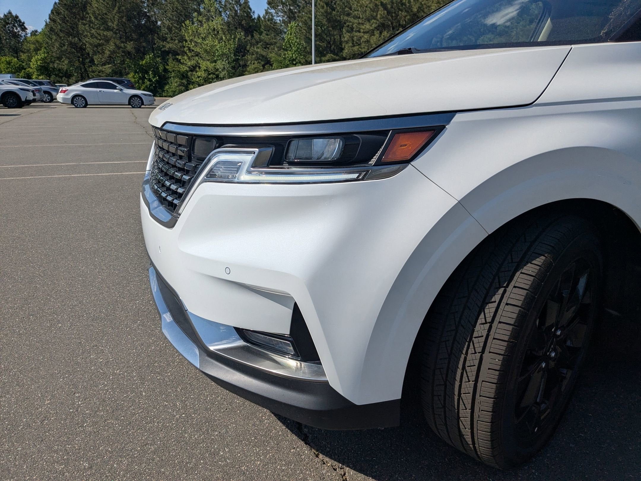 2024 Kia Carnival SX