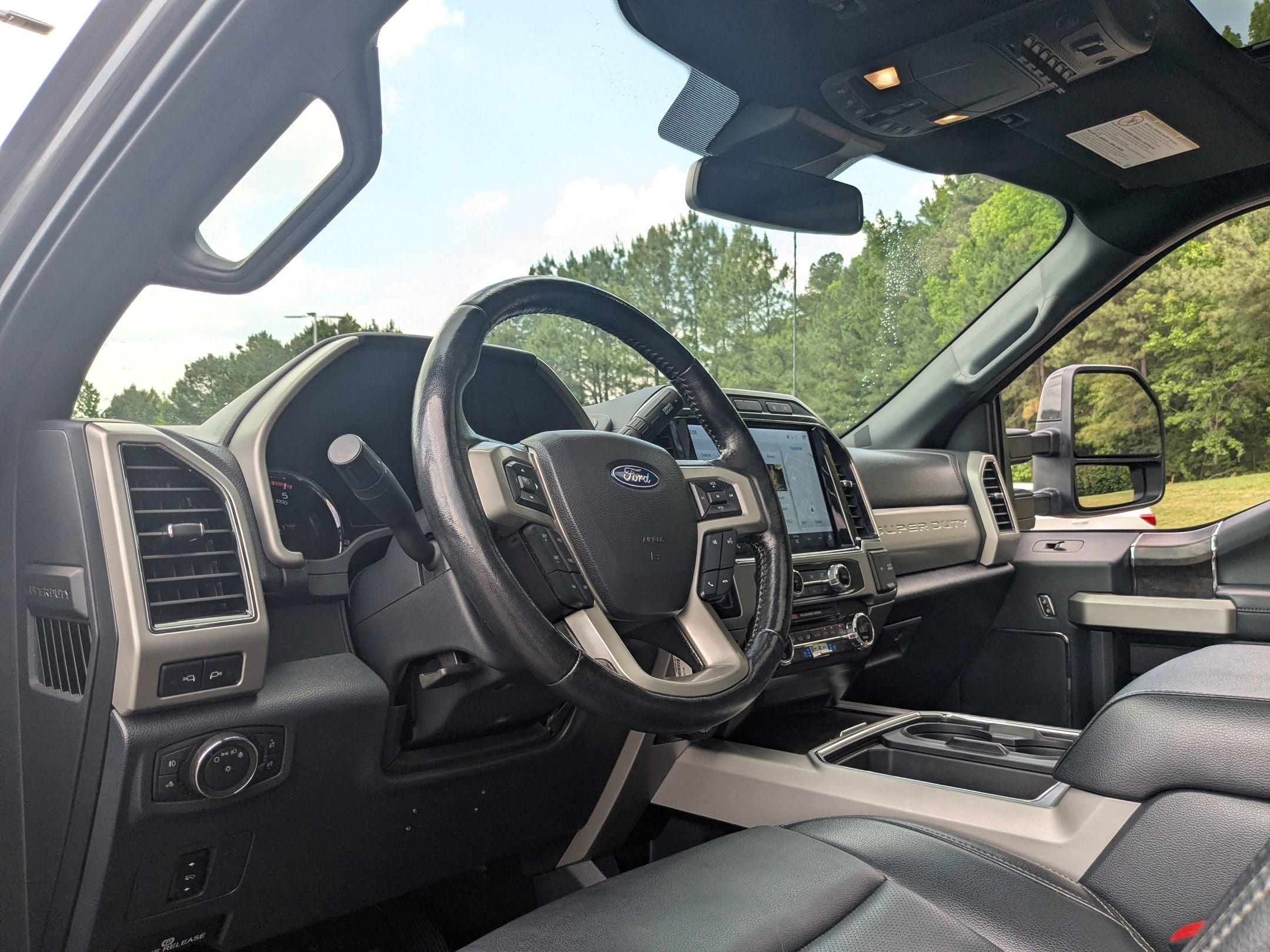 2022 Ford Super Duty F-250 SRW LARIAT