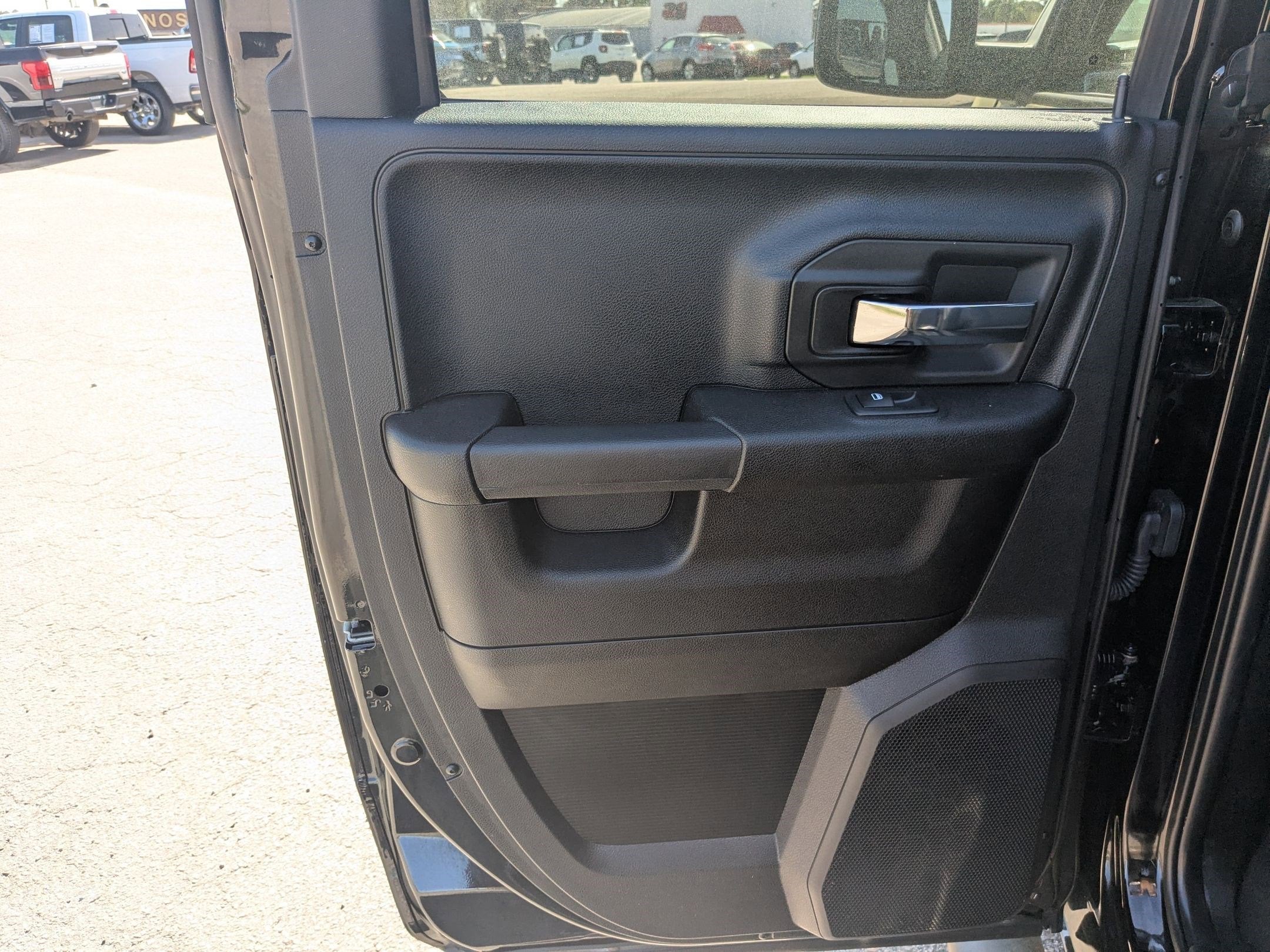 2023 RAM 1500 Classic Warlock Quad Cab 4x4 6'4' Box