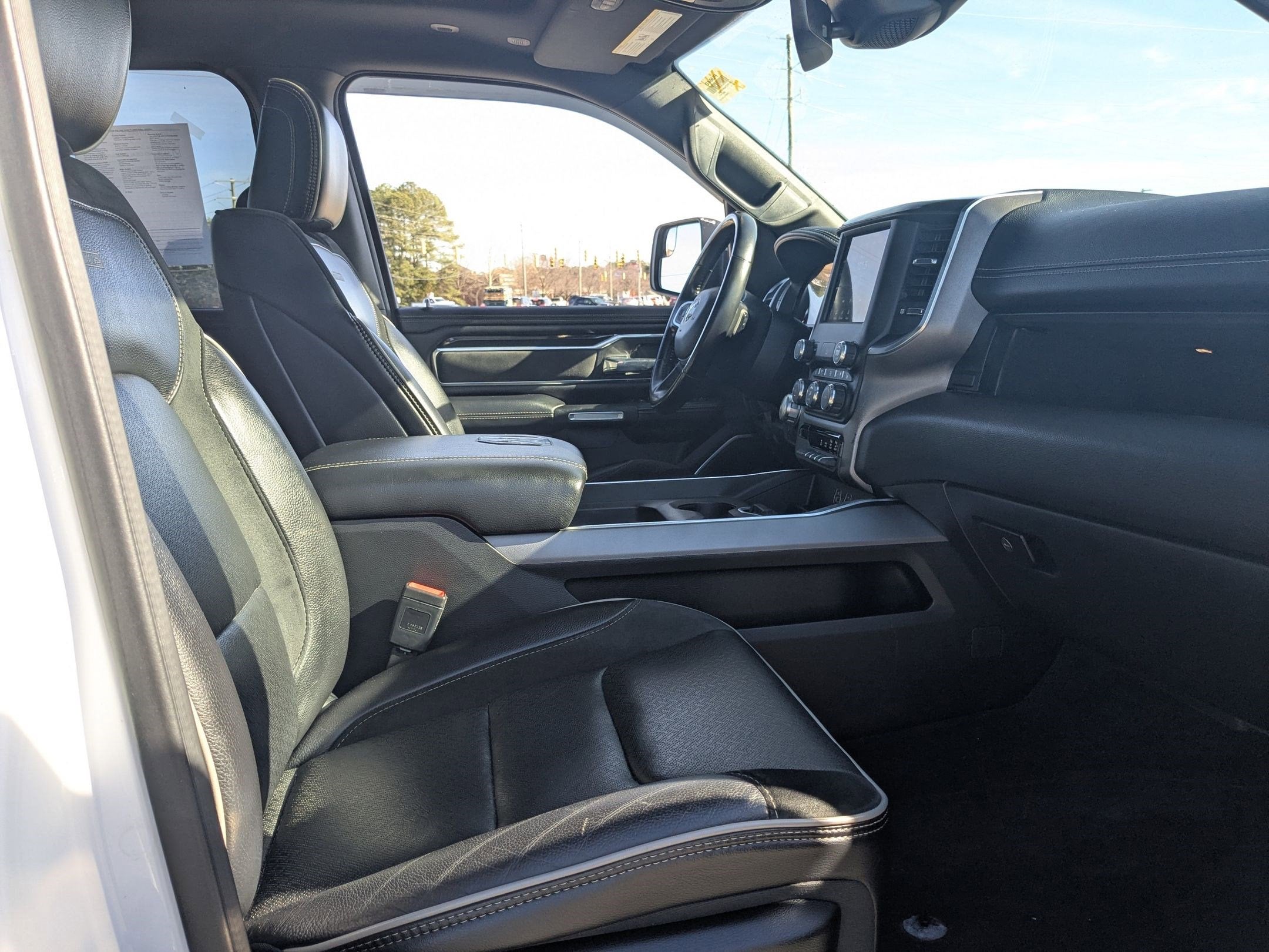 2021 RAM 1500 Laramie Crew Cab 4x4 5'7' Box