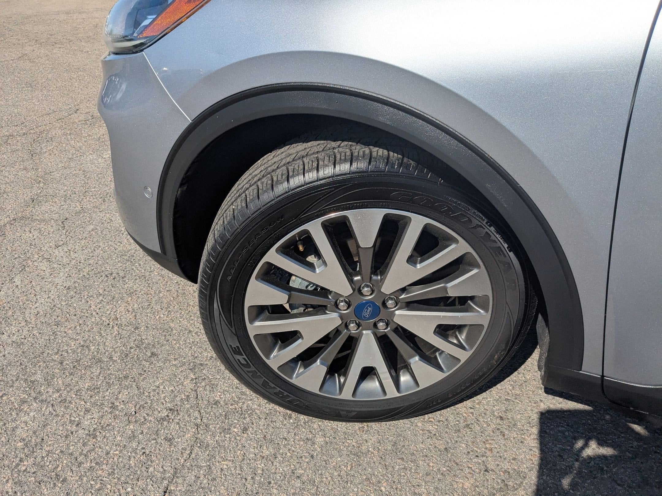 2021 Ford Escape Titanium Hybrid