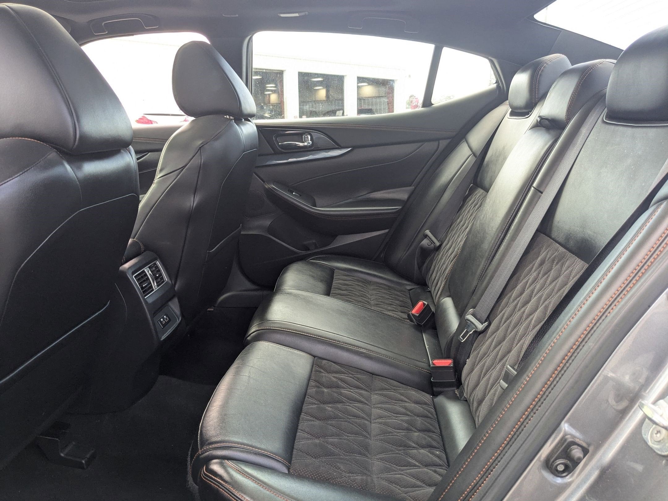 2021 Nissan Maxima SR Xtronic CVT