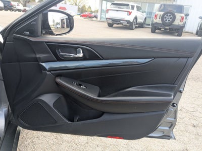2021 Nissan Maxima SR Xtronic CVT