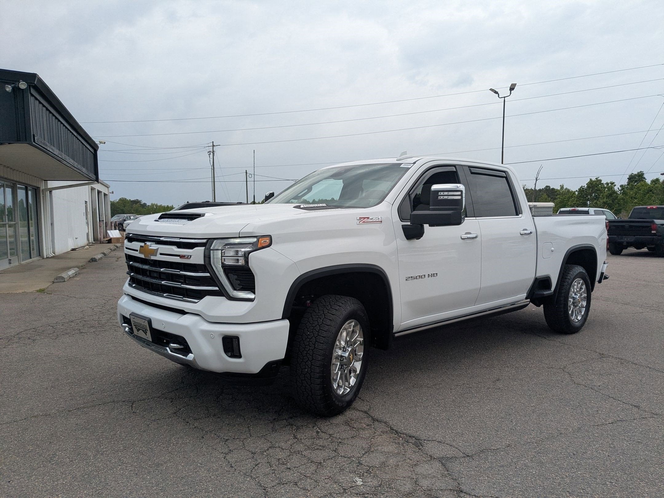 2025 Chevrolet Silverado 2500HD 4WD Crew Cab Standard Bed LTZ
