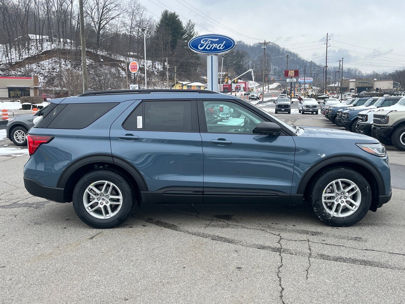 2026 Ford Explorer Active w/100A Pkg