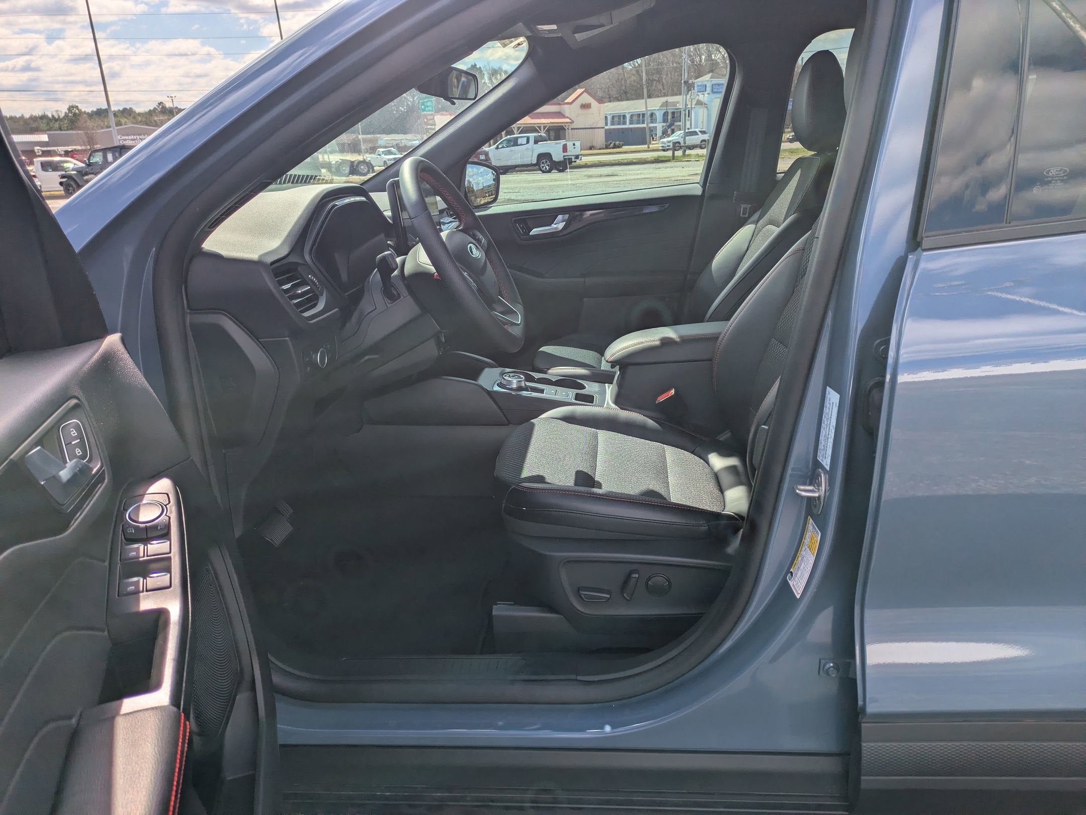 2025 Ford Escape ST-Line