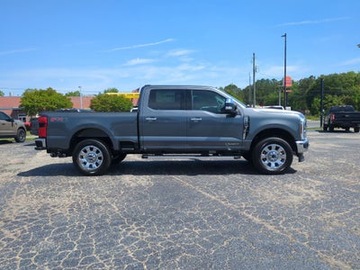 2026 Ford Super Duty F-250 SRW LARIAT
