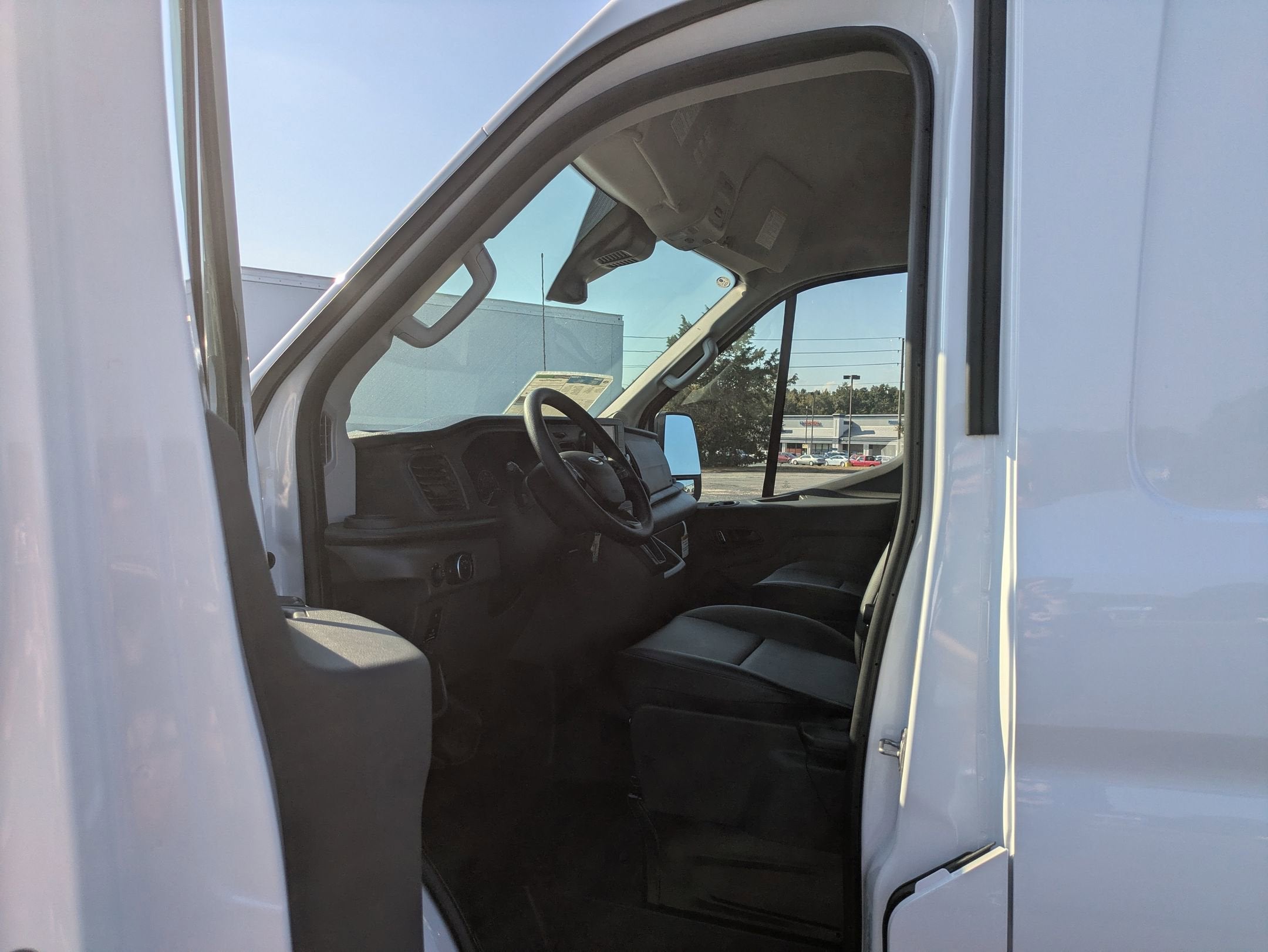 2025 Ford Transit Cargo Van Base