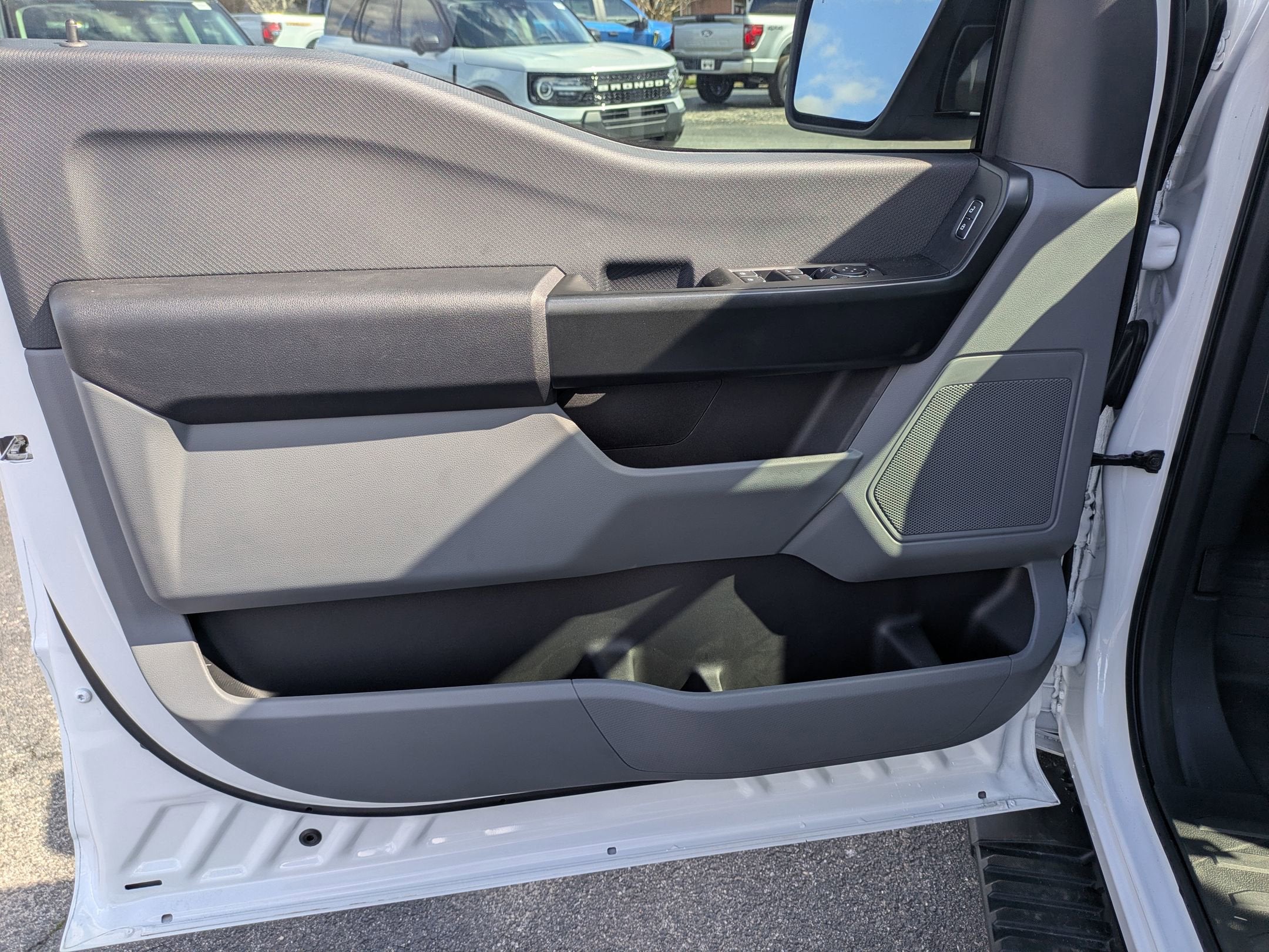 2025 Ford F-150 XL - Crossroads Courtesy Demo