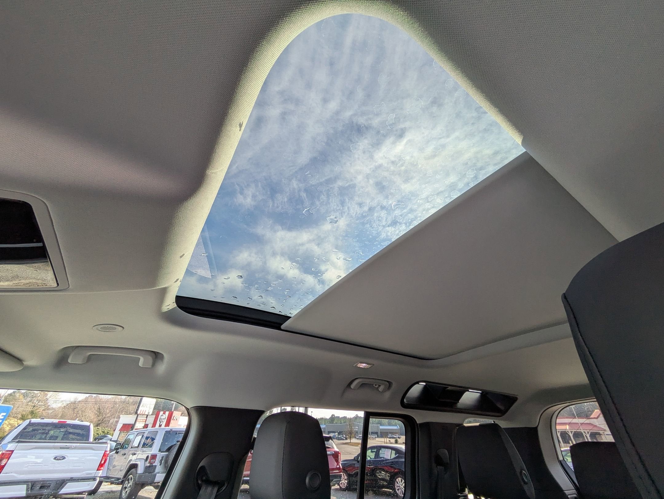 2025 Land Rover Defender S