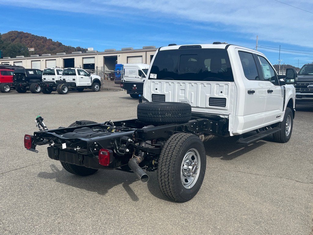 2026 Ford Super Duty F-350 SRW XL