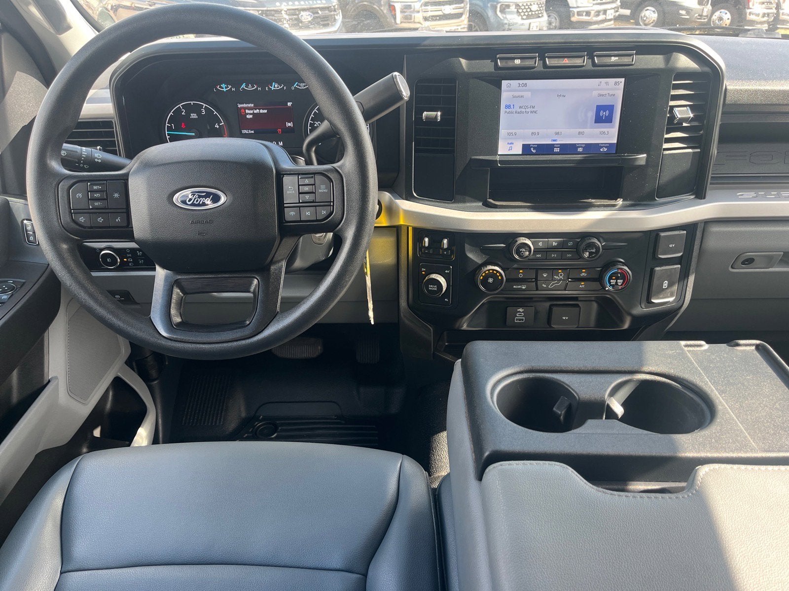 2023 Ford Super Duty F-350 DRW XL