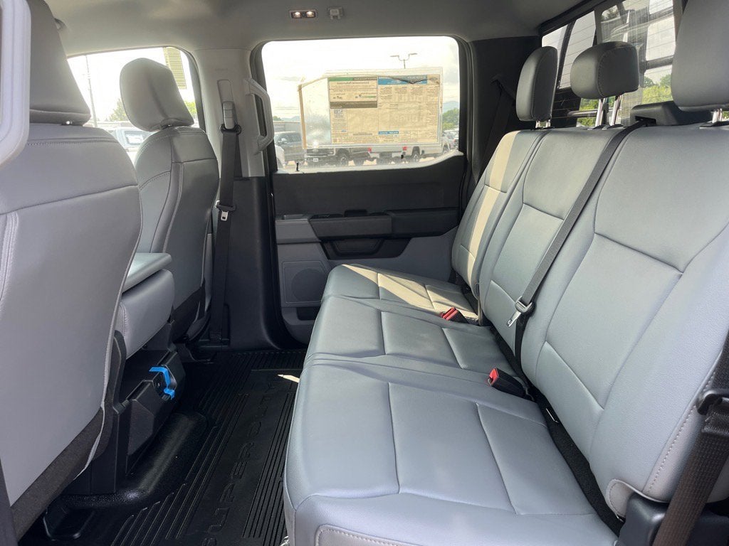 2025 Ford Super Duty F-350 DRW XL