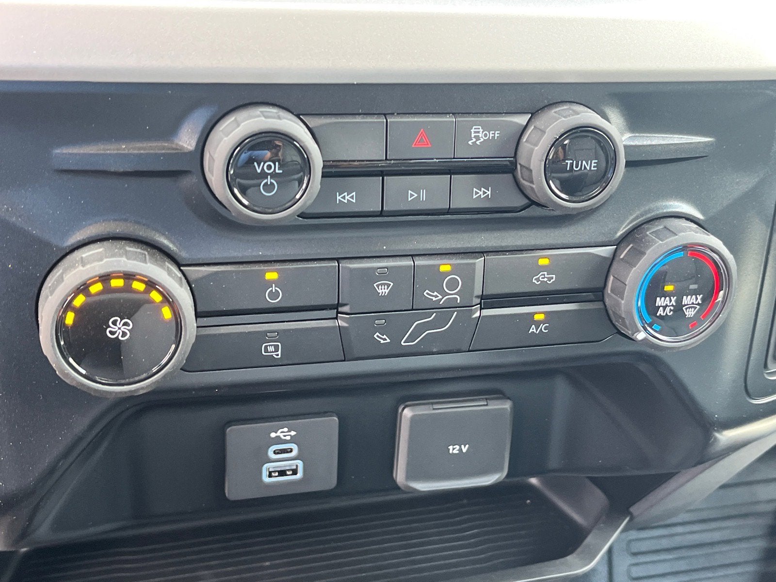 2025 Ford Super Duty F-600 DRW XL