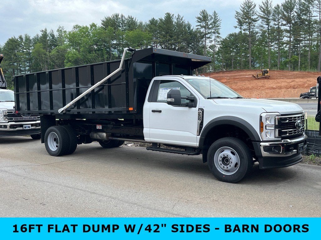 2025 Ford Super Duty F-600 DRW XL