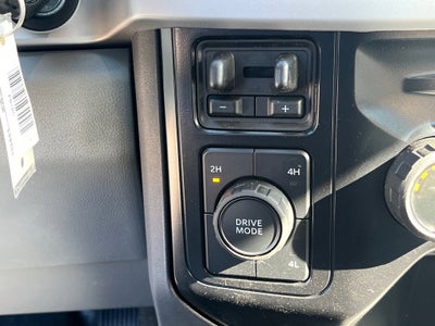 2025 Ford Super Duty F-600 DRW XLT