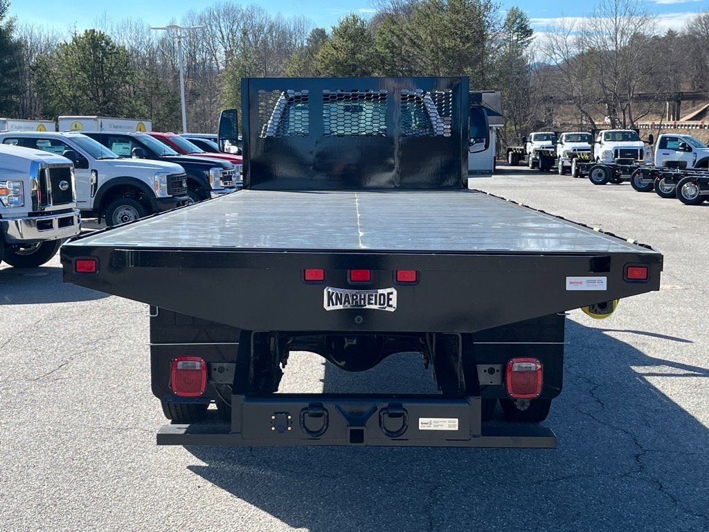 2025 Ford F-650SD Base