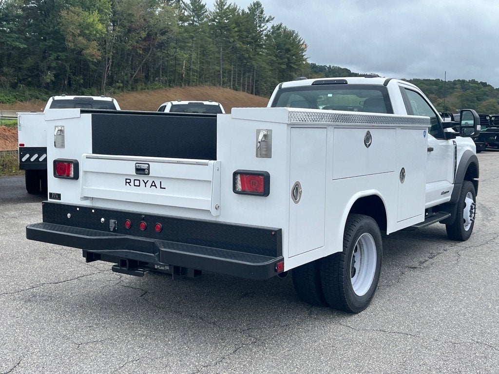 2024 Ford Super Duty F-550 DRW XL DRW