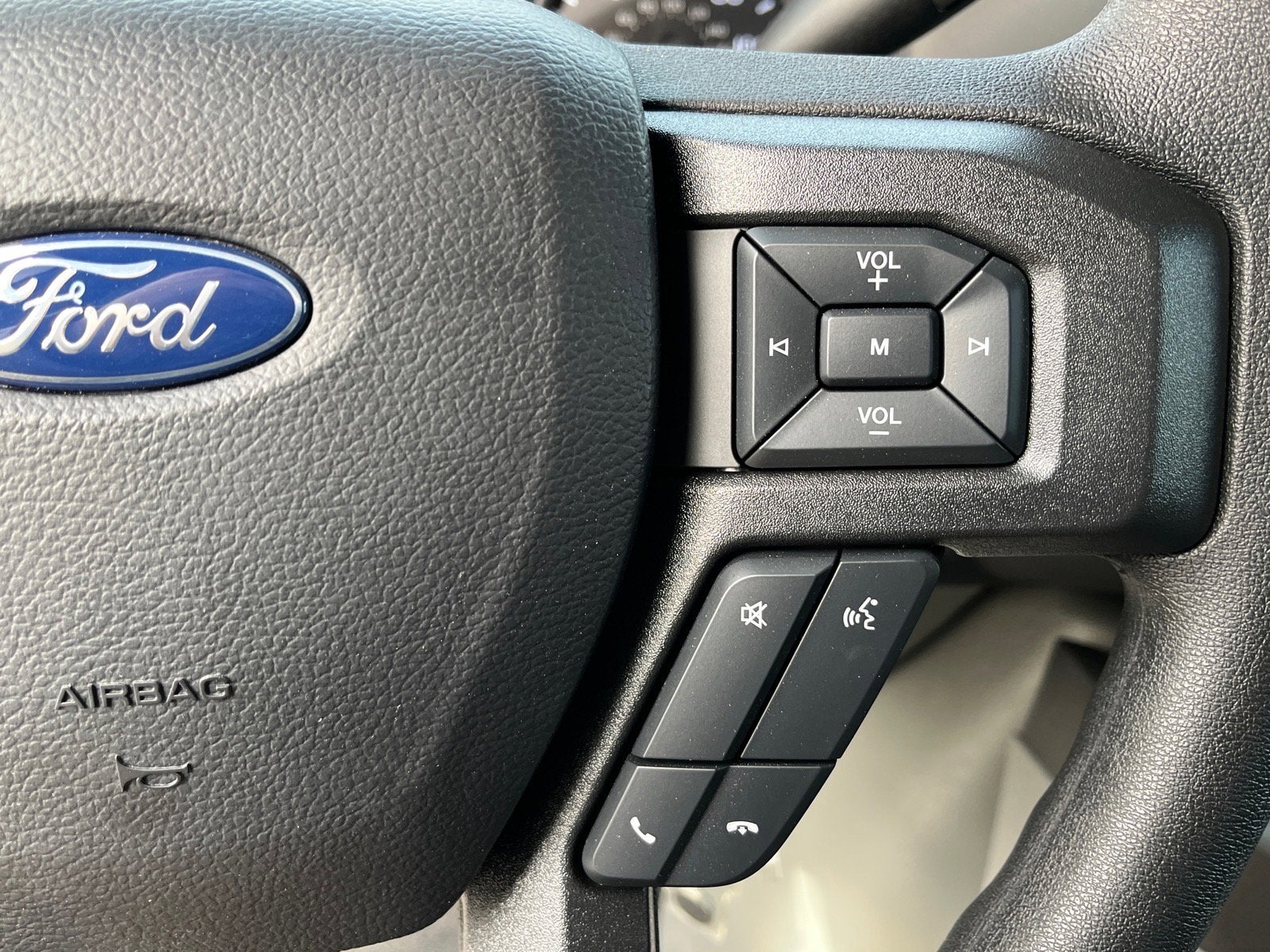 2026 Ford E-Series Cutaway Base Cutaway