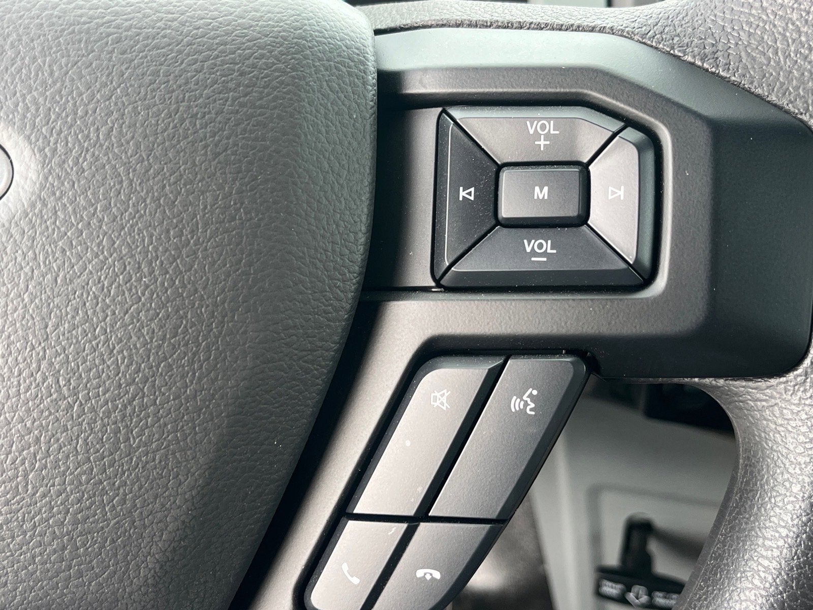 2026 Ford F-750SD Base