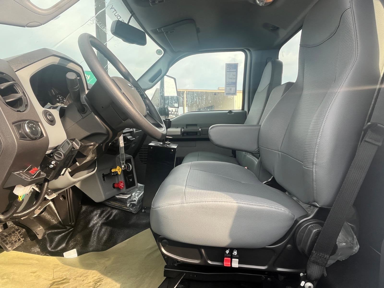 2026 Ford F-750SD Base