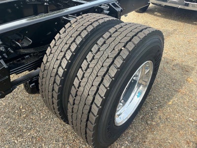 2026 Ford F-750SD Base