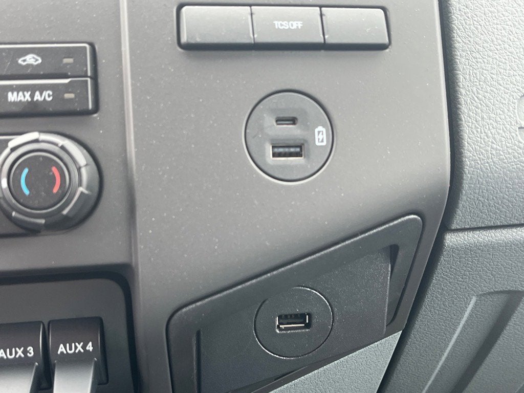 2026 Ford F-750SD Base