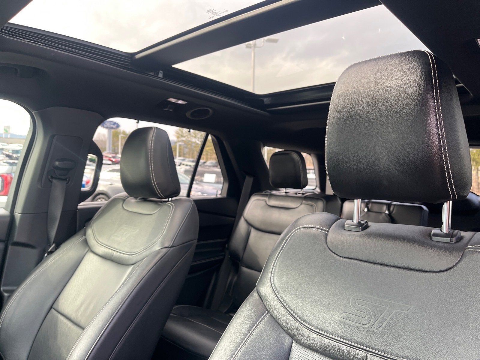 2021 Ford Explorer ST