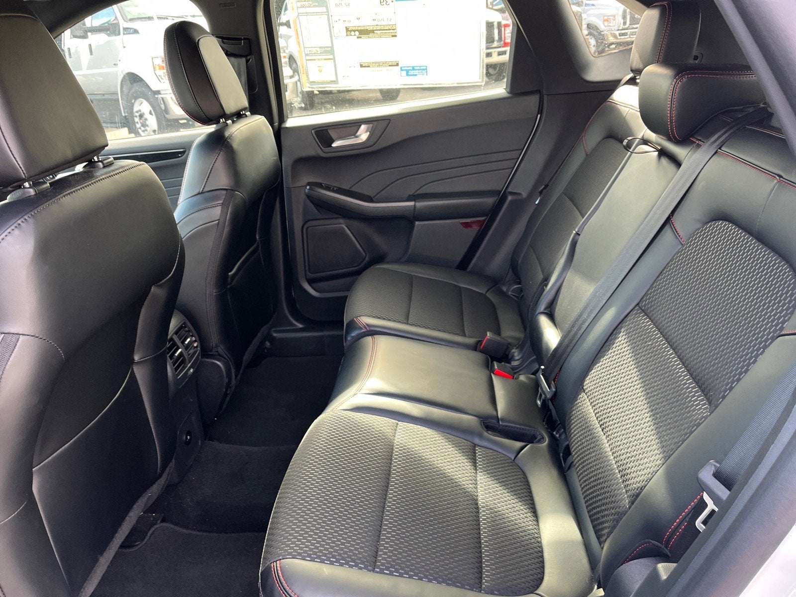 2025 Ford Escape ST-Line Elite