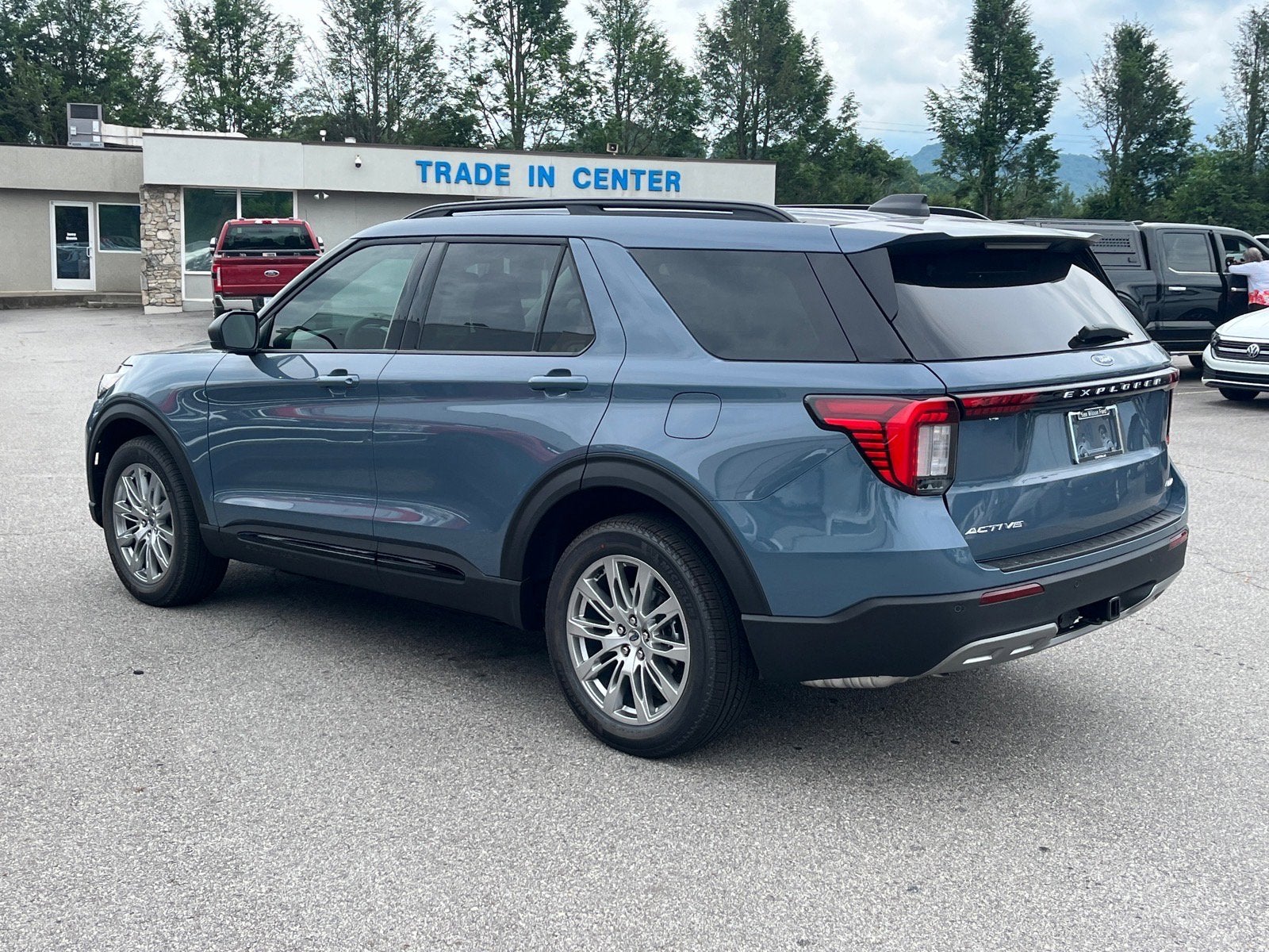 2026 Ford Explorer Active w/200A Pkg