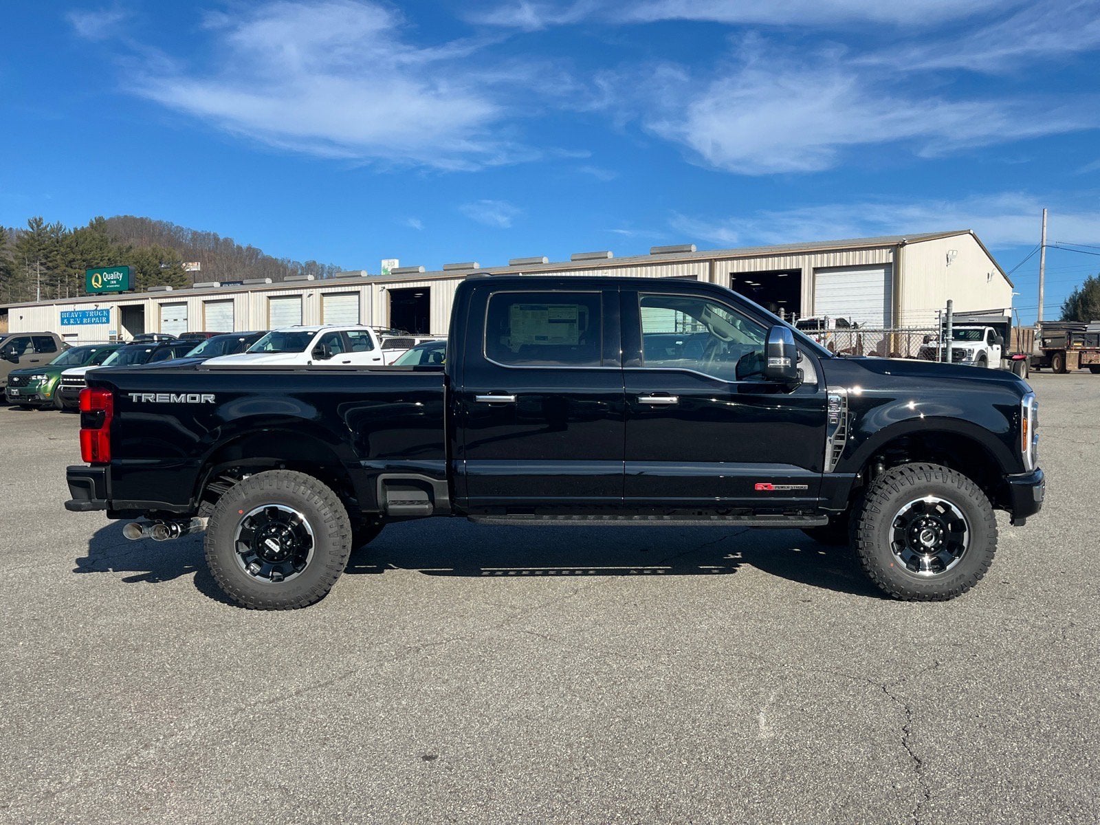 2026 Ford Super Duty F-350 SRW Platinum