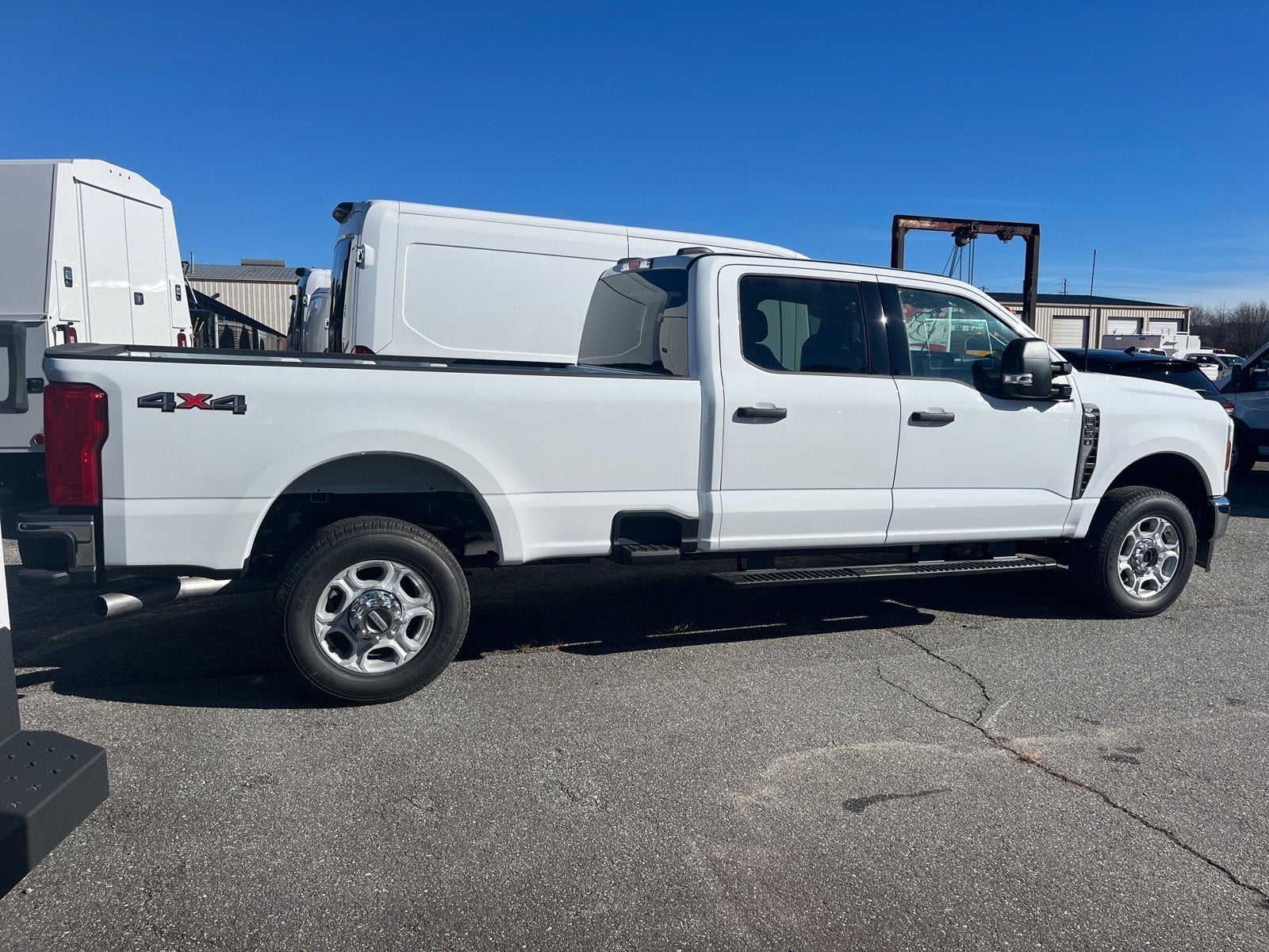 2026 Ford Super Duty F-350 SRW XLT