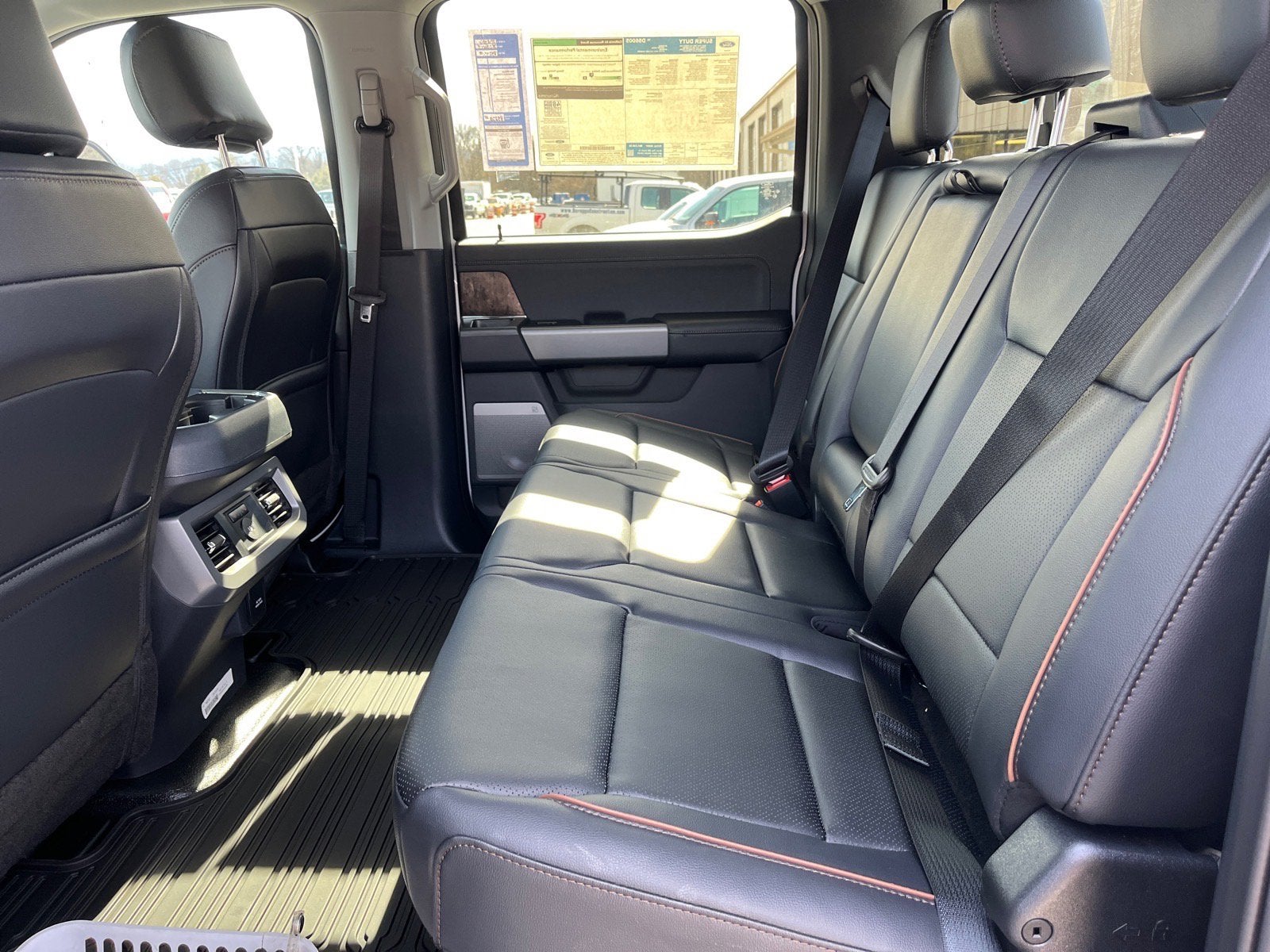 2026 Ford Super Duty F-350 SRW LARIAT