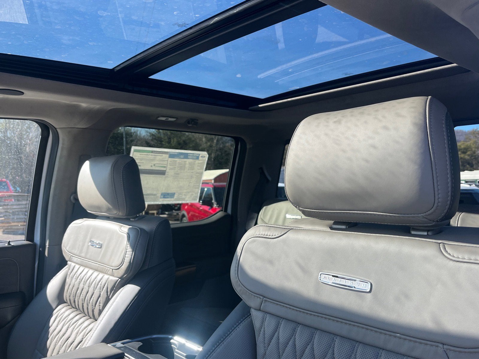 2026 Ford Super Duty F-350 DRW Platinum