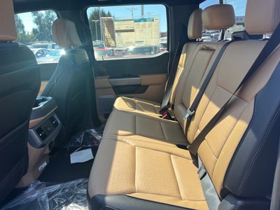 2025 Ford Super Duty F-350 DRW Lariat DRW