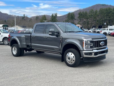 2023 Ford Super Duty F-450 DRW LARIAT