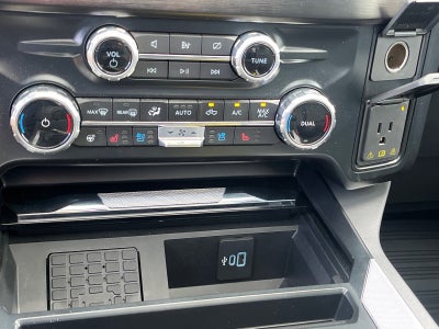 2023 Ford Super Duty F-450 DRW LARIAT