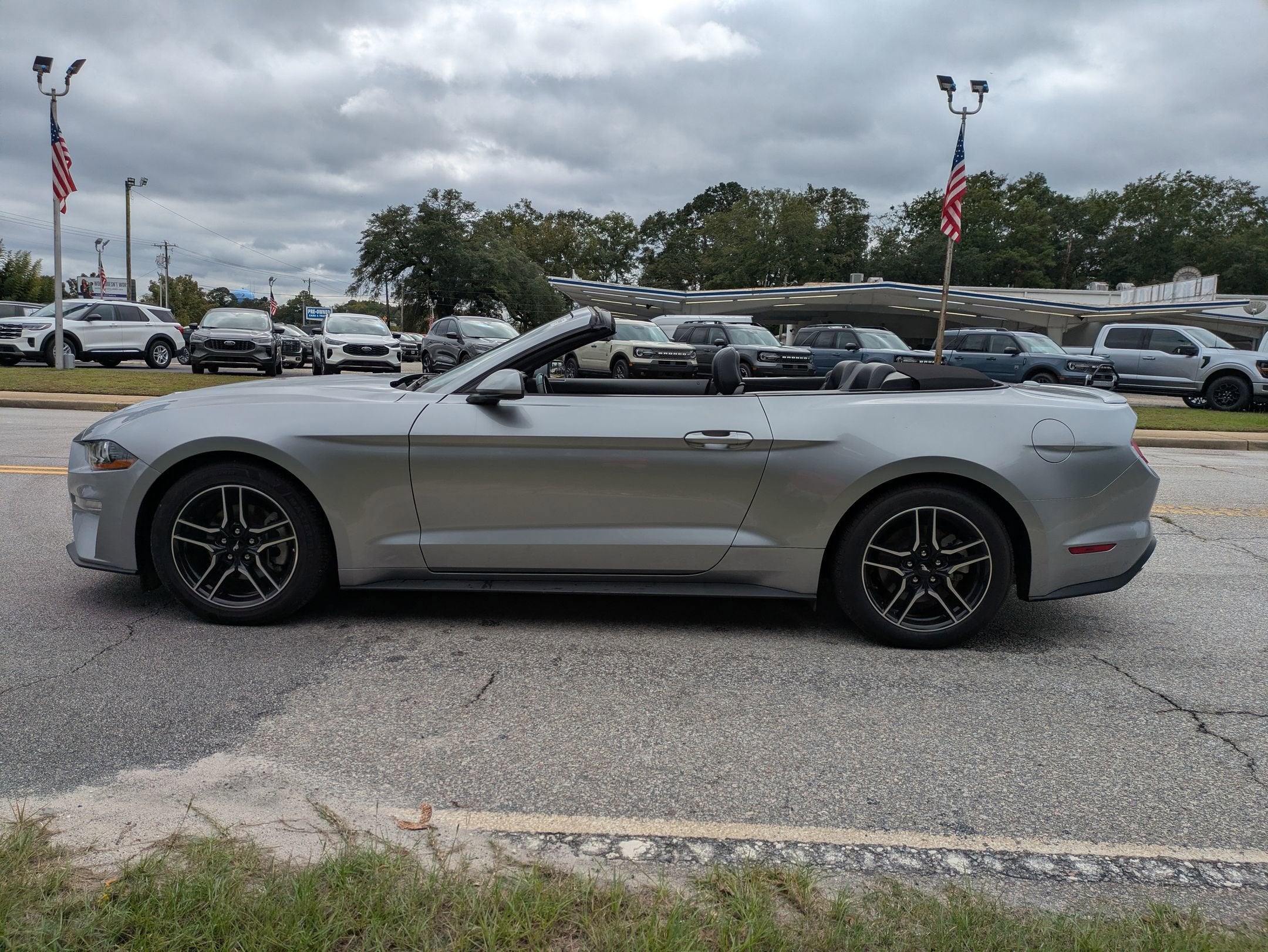 2023 Ford Mustang EcoBoost Premium