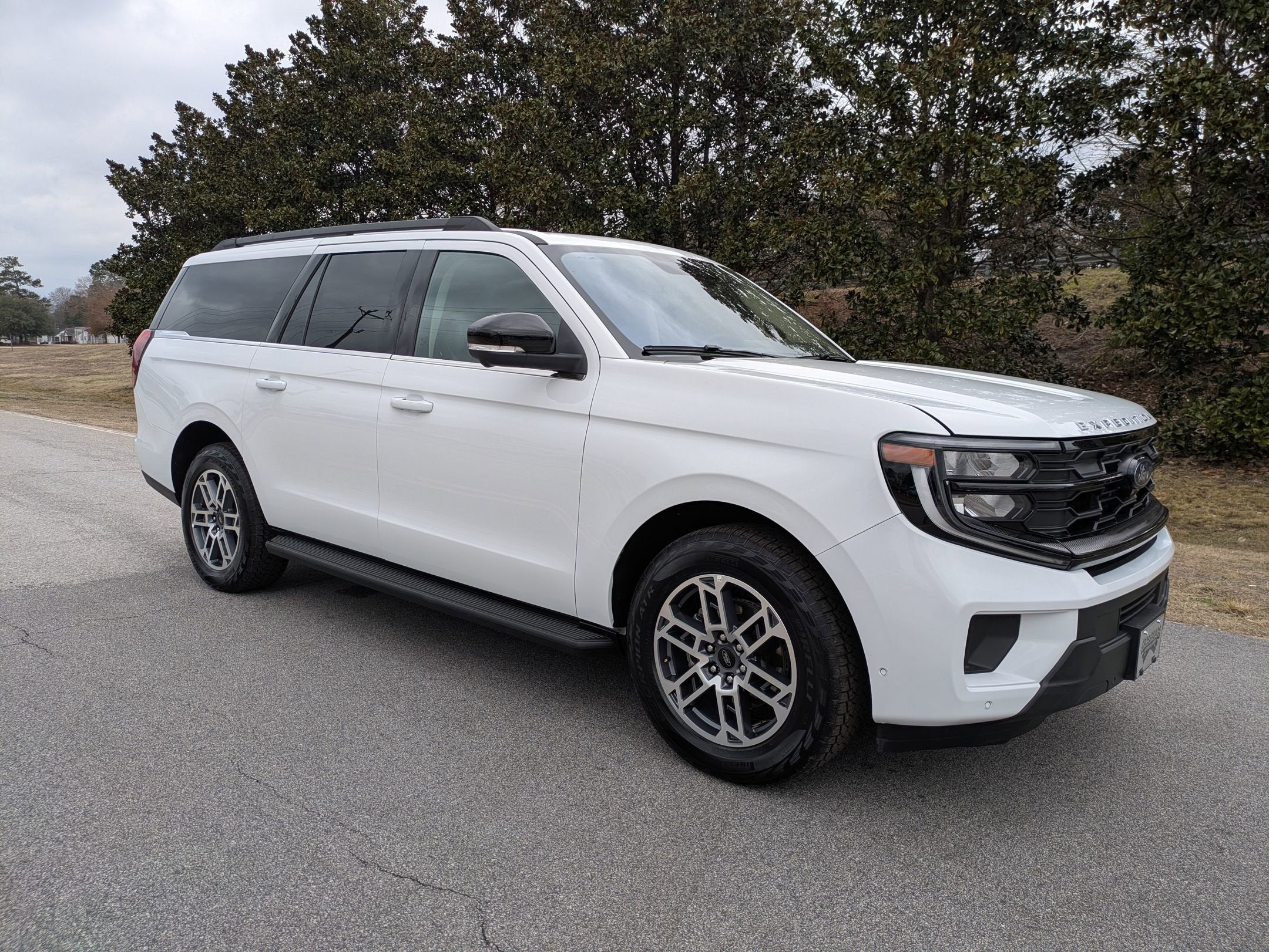 2025 Ford Expedition Max Active