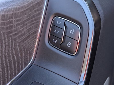 2025 Ford Super Duty F-250 SRW F-250® Platinum®