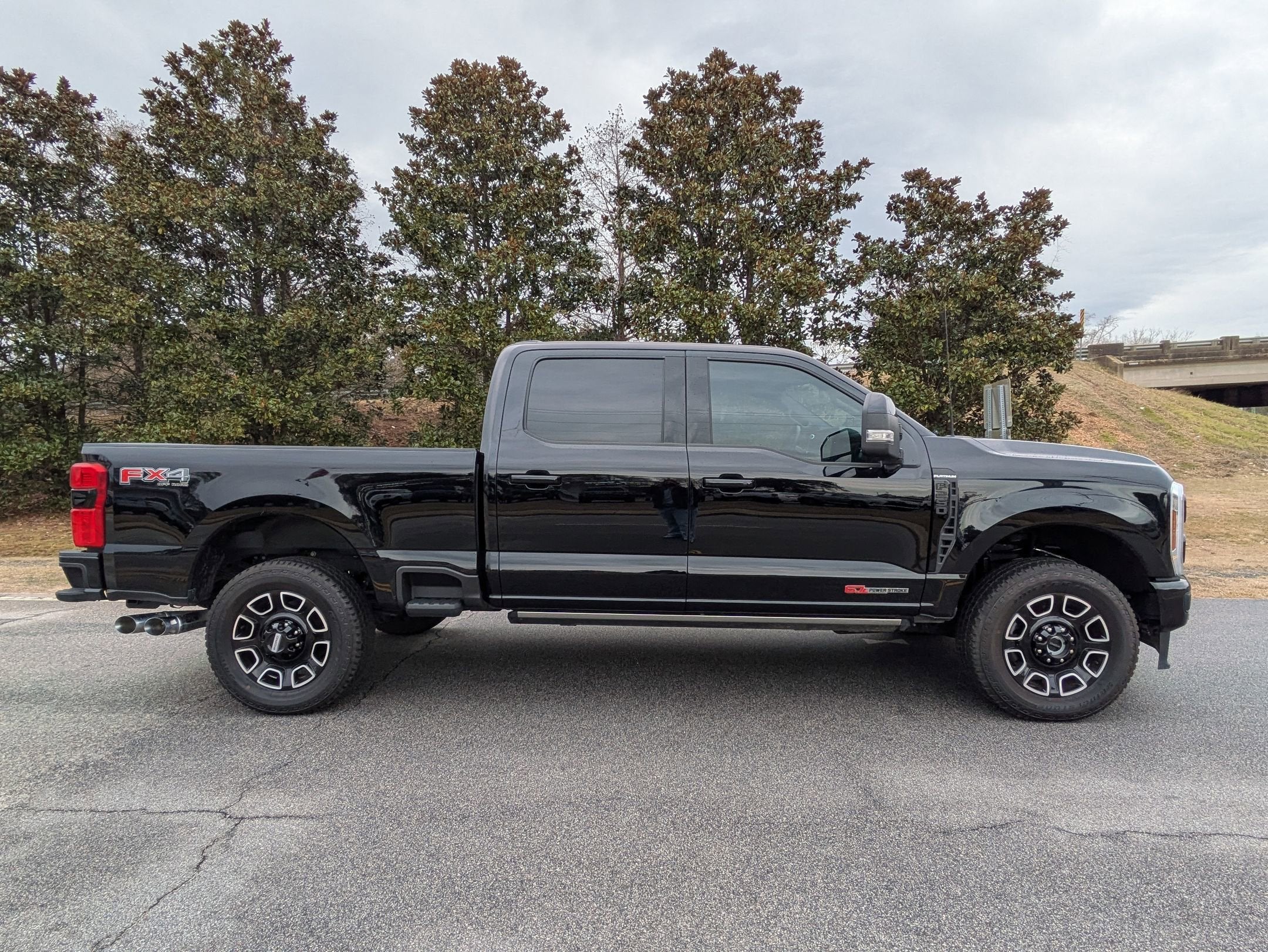 2025 Ford Super Duty F-250 SRW Platinum