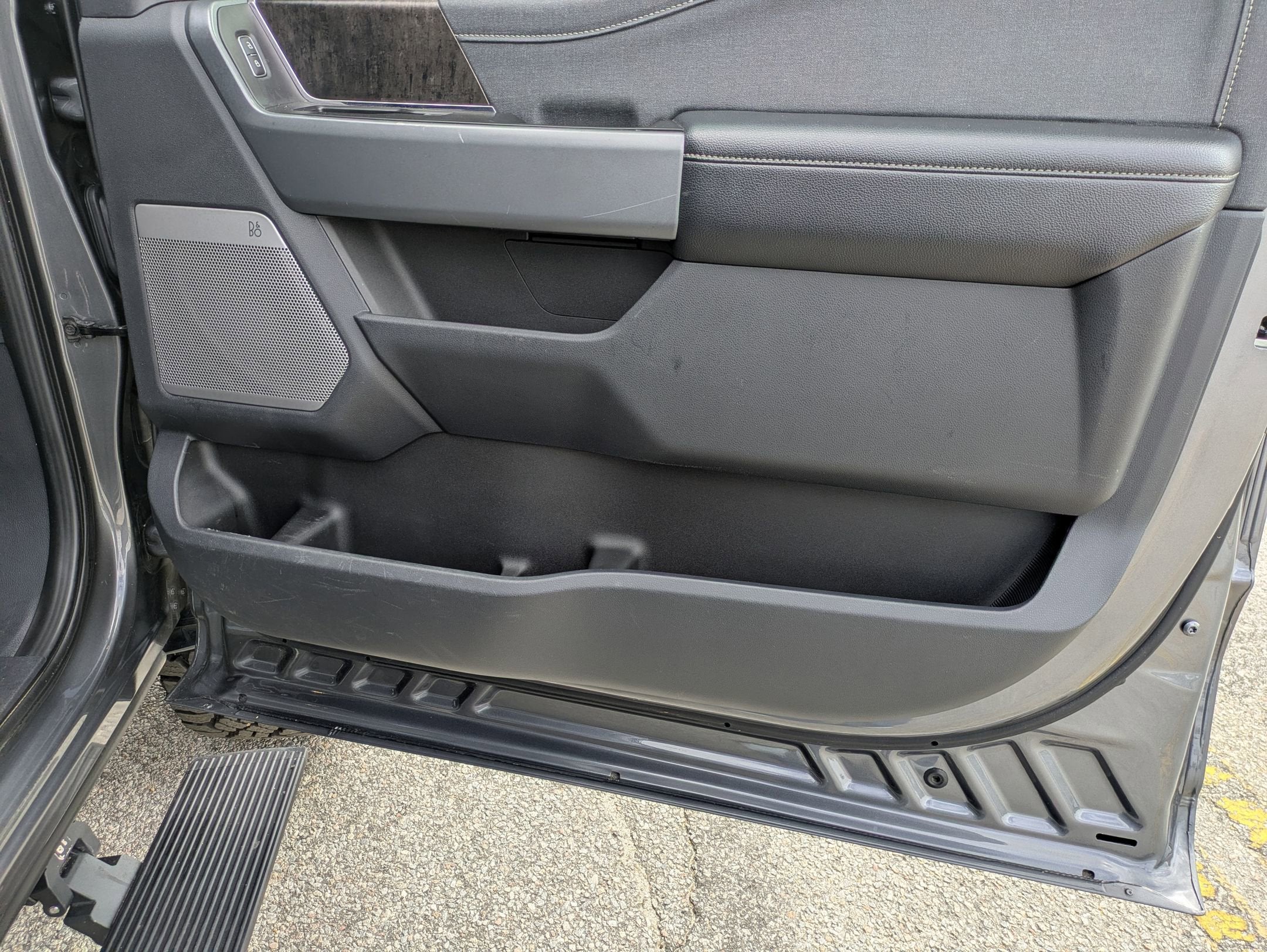 2023 Ford Super Duty F-250 SRW LARIAT