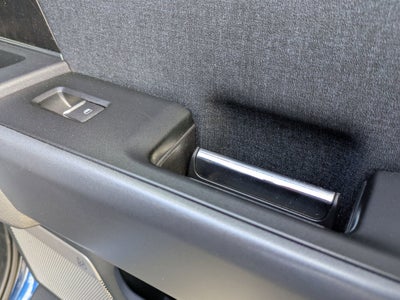 2022 Ford F-150 Lightning LARIAT