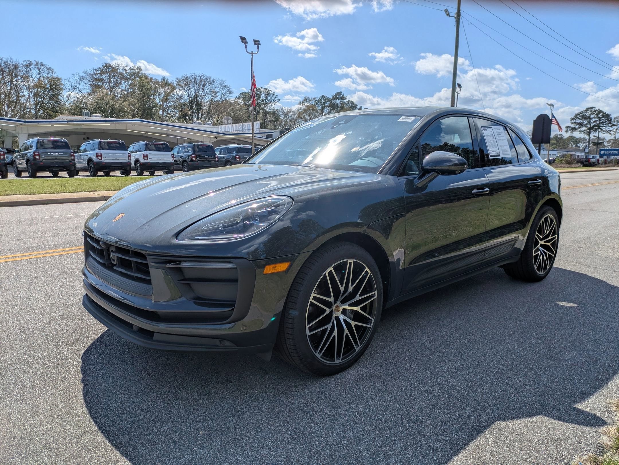 2024 Porsche Macan T