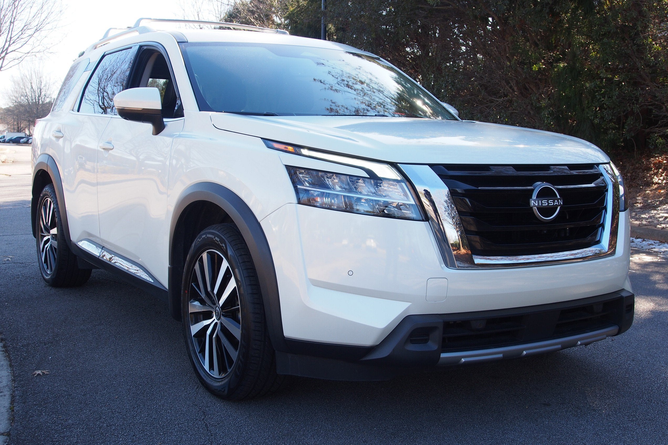2023 Nissan Pathfinder Platinum
