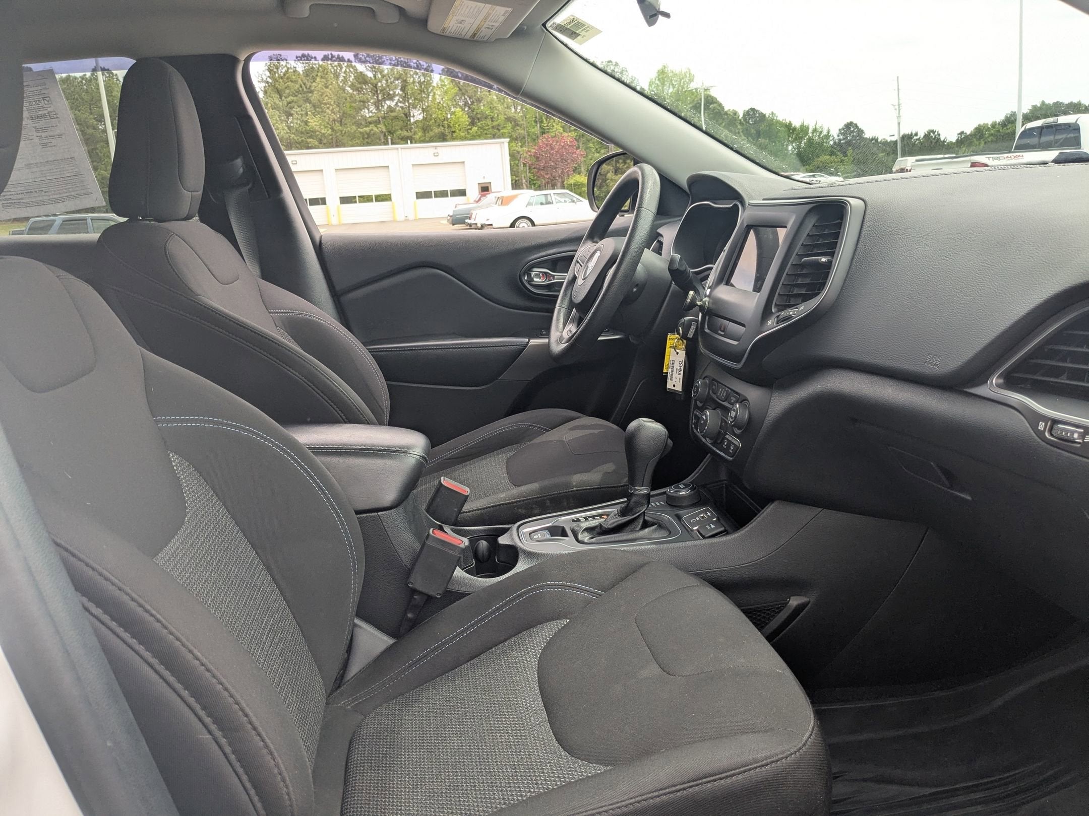 2020 Jeep Cherokee Latitude