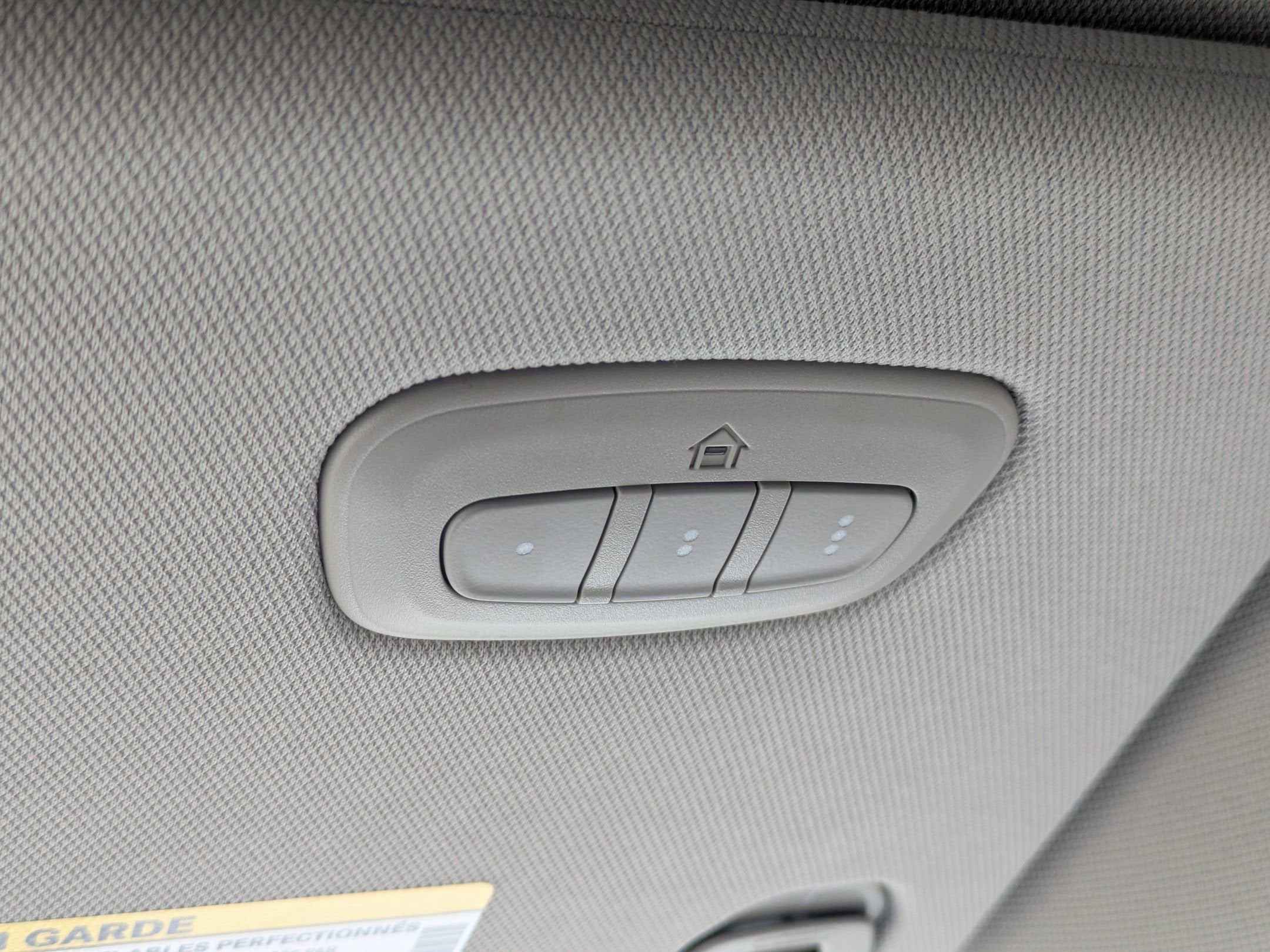 2023 Jeep Wagoneer Base