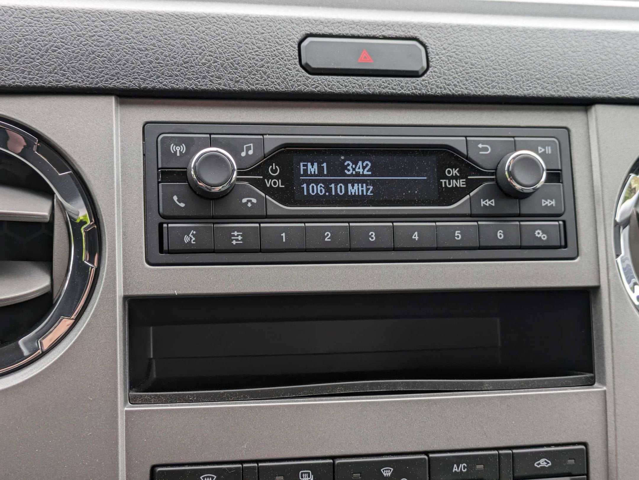 2025 Ford F-650SD Base