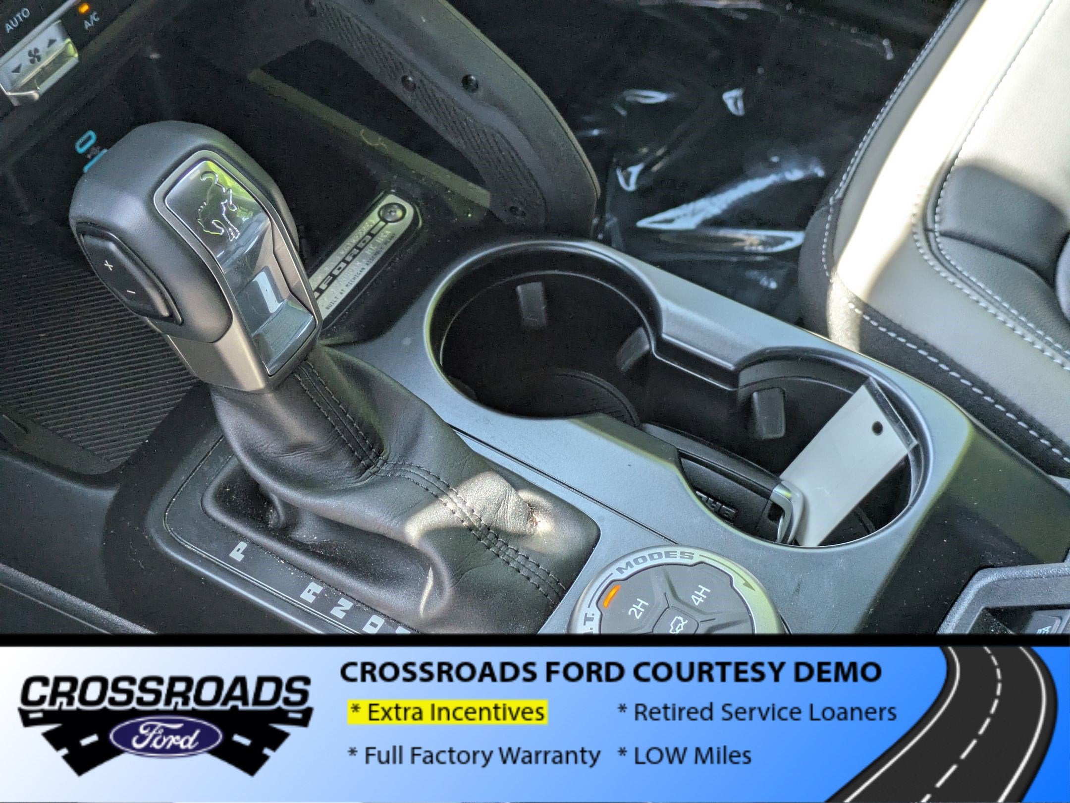 2025 Ford Bronco Outer Banks - Crossroads Courtesy Demo