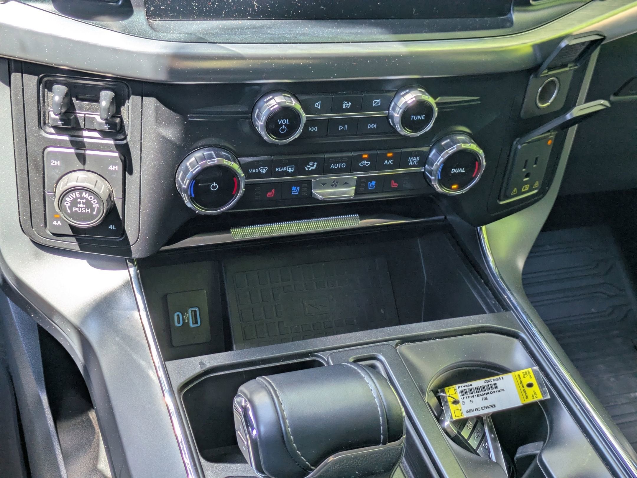 2022 Ford F-150 LARIAT